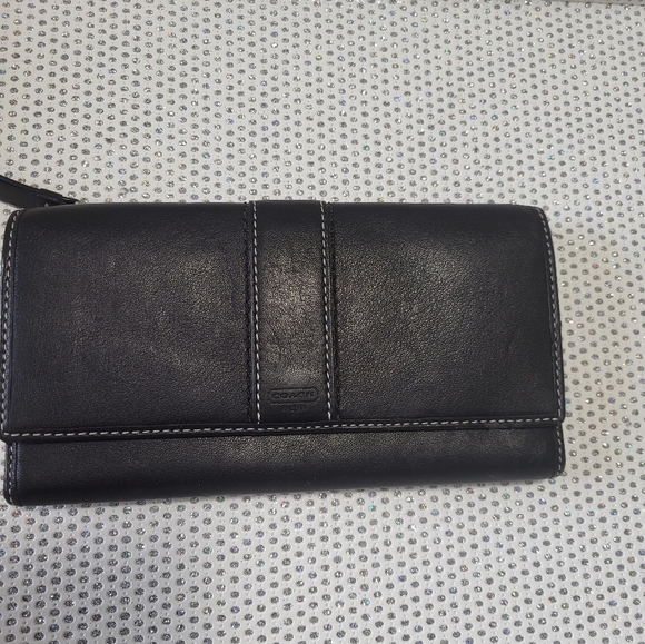Authentic Coach wallet - Picture 7 of 8